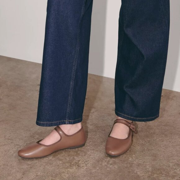 Everlane The Day Buckle Mary Jane in Rum, Size 7.5 - Picture 2 of 11